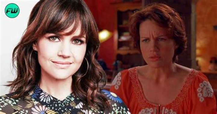 Carla Gugino Movies and Tv Shows, Age, Height, Ethnicity, Instagram