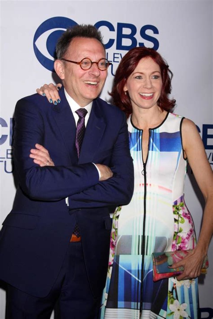 Carrie Preston: Husband, net worth, tattoos, smoking & body measurements