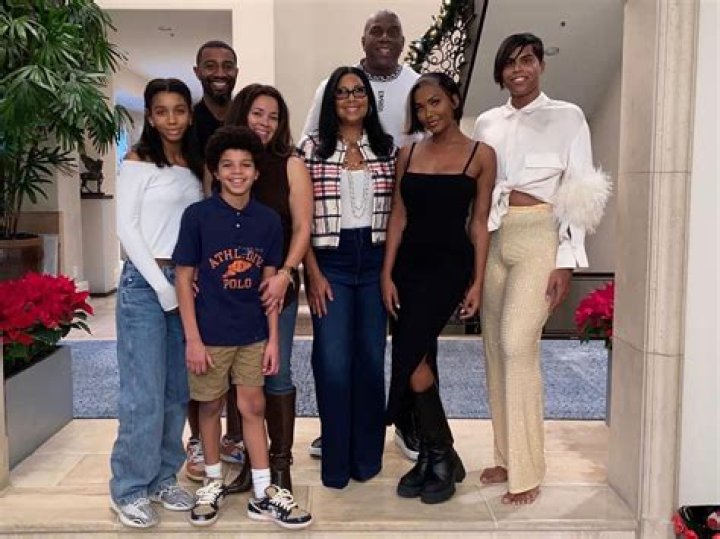 Did AJ Johnson Have Kids? Comedian Wife And FamilyDid AJ Johnson Have Kids? Comedian Wife And Family