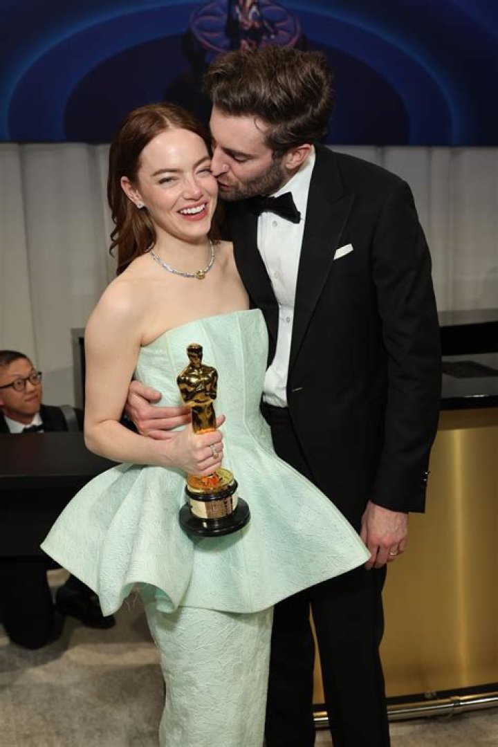 How many Oscars does Shirley MacLaine have?