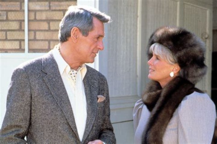 Is Linda Evans still married? How much is she worth, where is she now?