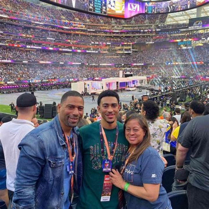 Meet Bryce Young Dad Craig and Julie Young: The American Footballer Parents Detailsm