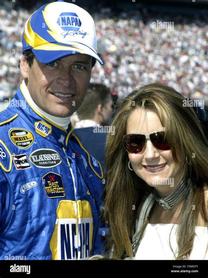 Michael Waltrip Age, Wiki, Biography, Family, Parents, Salary, Net worth
