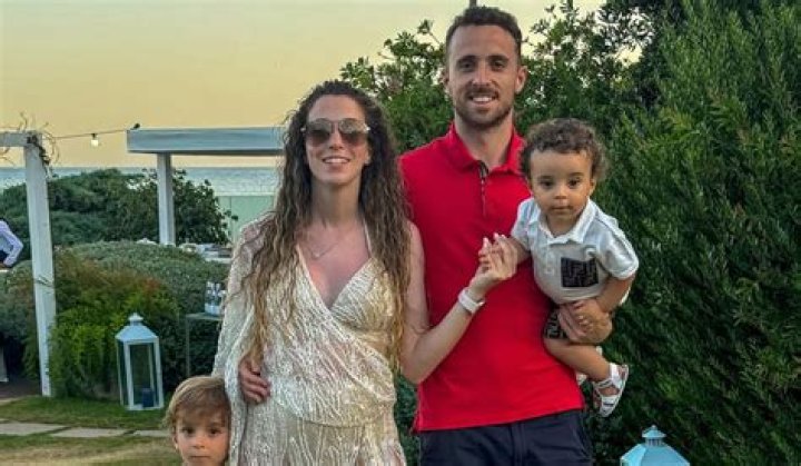 Ryan Claytor Bio, Wiki, Age, Height, Family, (The Bachelor) Career, and Net Worth.
