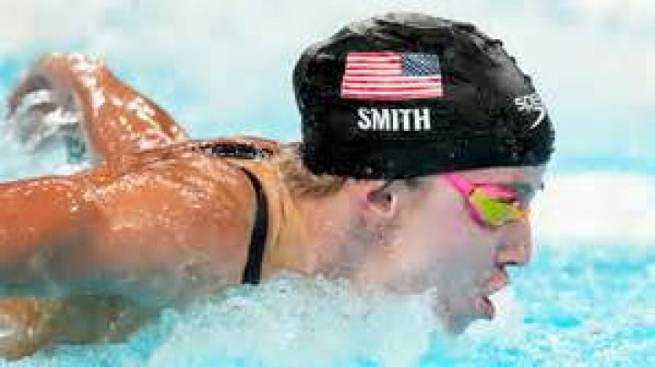Swimming: What Happened To Regan Smith Eyes? Meet The Silver Medalist