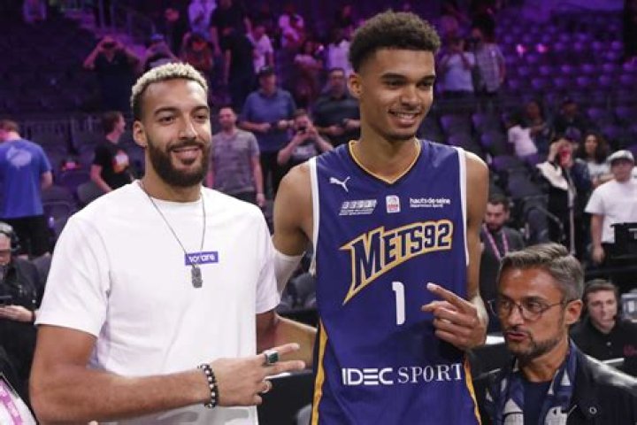 Who Are Zach Edey Parents? Find Out About The Basketball Player’s Family