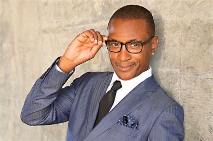 Who is Tommy Davidson biological mother? Who is Tommy Davidson real mother?